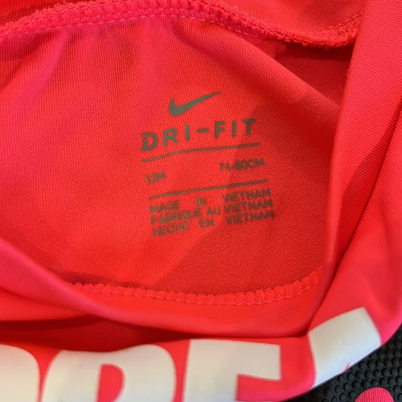 NWOT NIKE DREAM BIG ATHLETIC SET - SIZE 12M - Picture 5 of 6